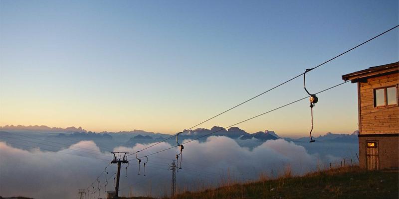 加拿大留学新范式:金智成教育如何通过早期一体化规划,将留学申请与移民路径无缝衔接
